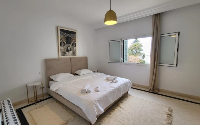 The Perfect Flat Sea Side Central Luxurious