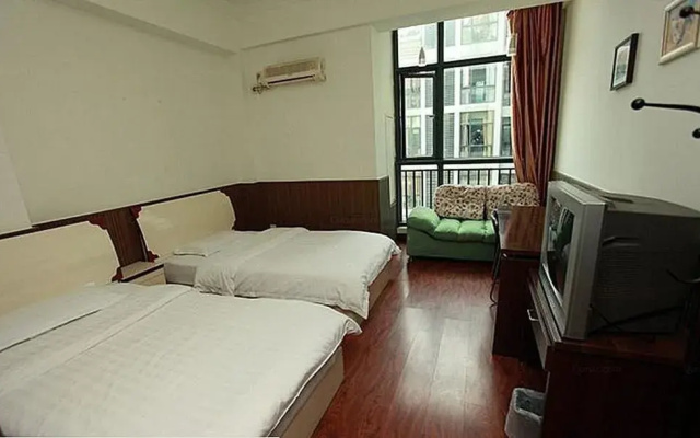 Nanqiaolijia Buisiness Hotel