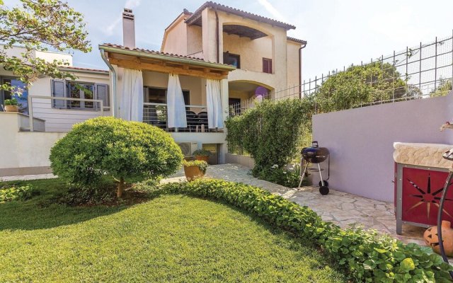 Nice Home in Stinjan With Wifi and 1 Bedrooms