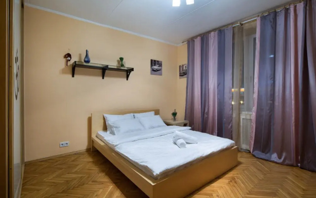 MosApts Zemlyanoy Val 52