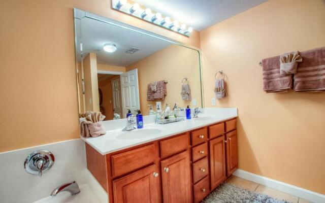 Seychelles 601 by Zia Vr