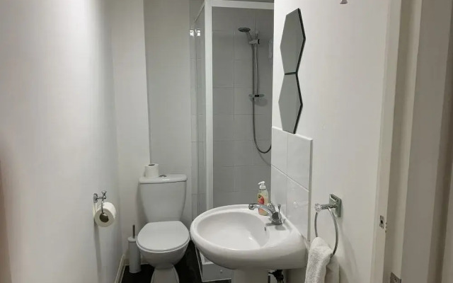 Central Plymouth Apartment