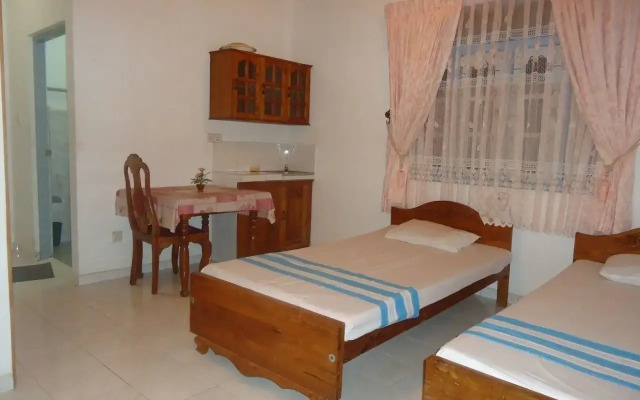 Tree House Holiday Home