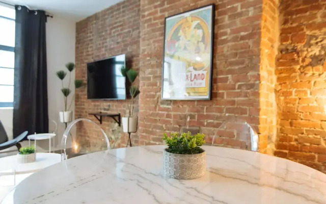Boutique Lofts in Old Port by Nuage