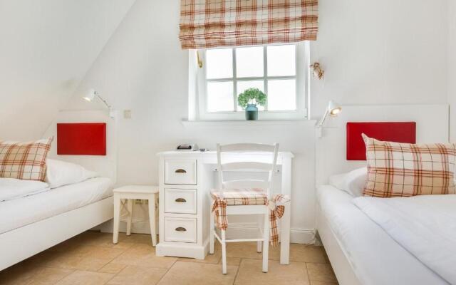 luxuriösen Neubau für 6 Personen