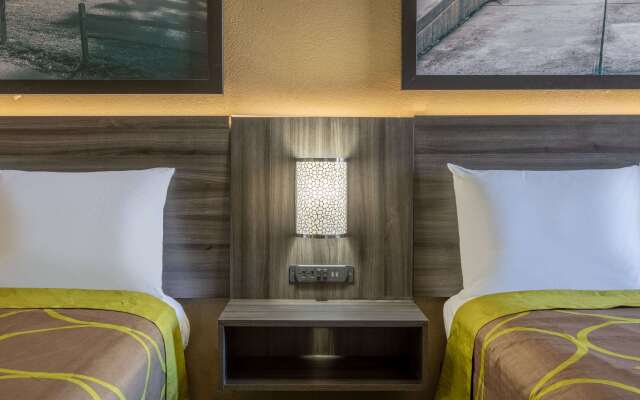 Super 8 by Wyndham McDonough GA