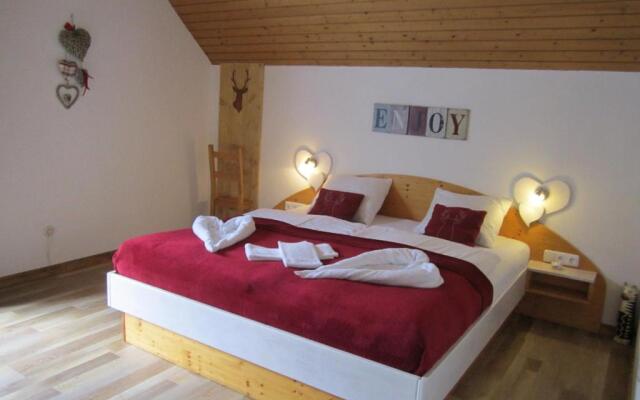 Haus Holunder Weissbriach