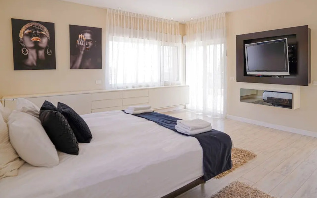 YalaRent Olive Tree Villa with Private Pool