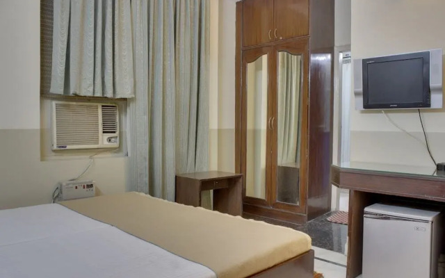 The Blooms Hotel