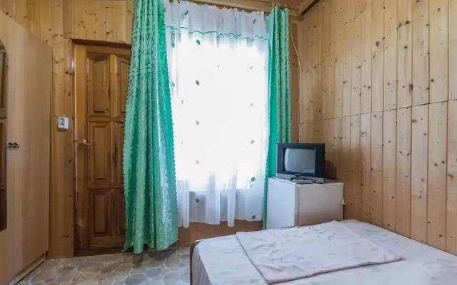Guest House Sura