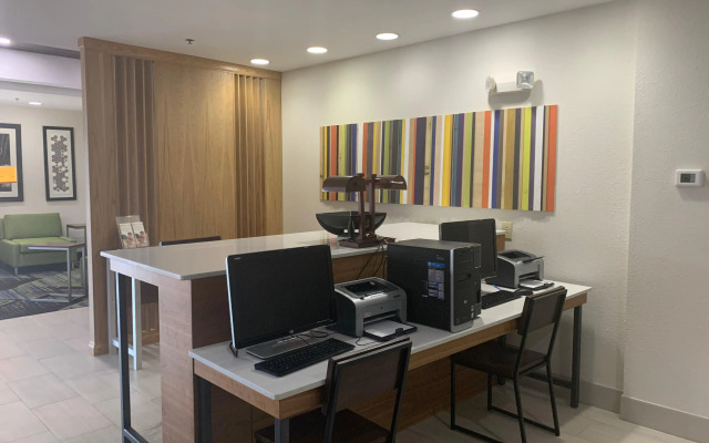 Holiday Inn Express McComb by IHG