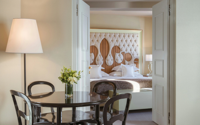 Carlton Hotel St Moritz – Guest Rooms – St. Moritz