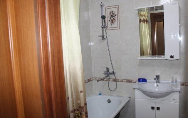 Я к Вам на улице Крылова 15 корпус 1