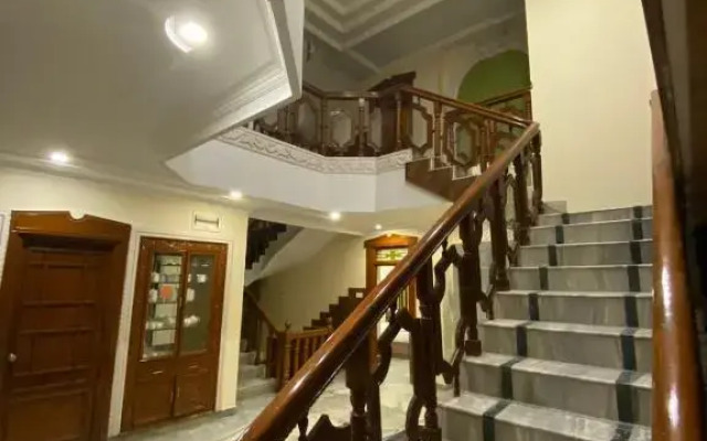 KP Suites Metro