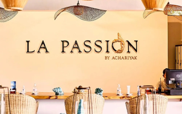 La passion by Achariyak