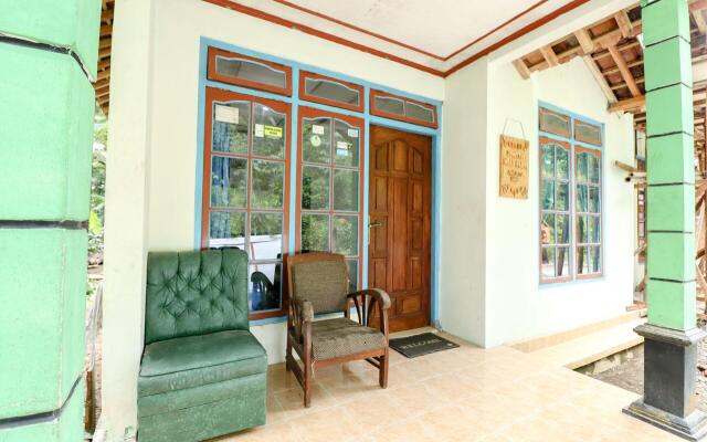 Homestay Mbah Parni By Zuzu
