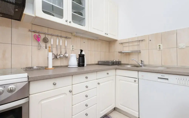 For All Seasons Apartment