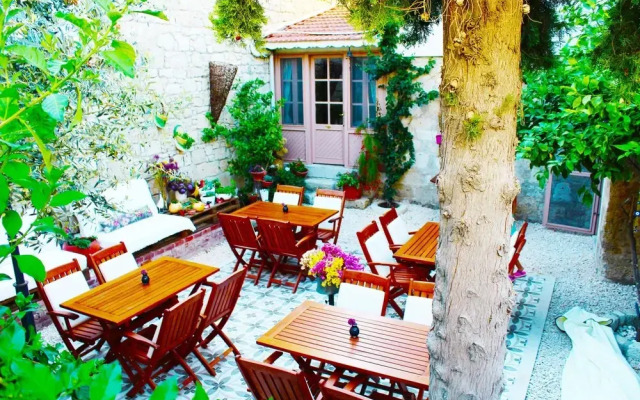 Lunar Hotel Alacati
