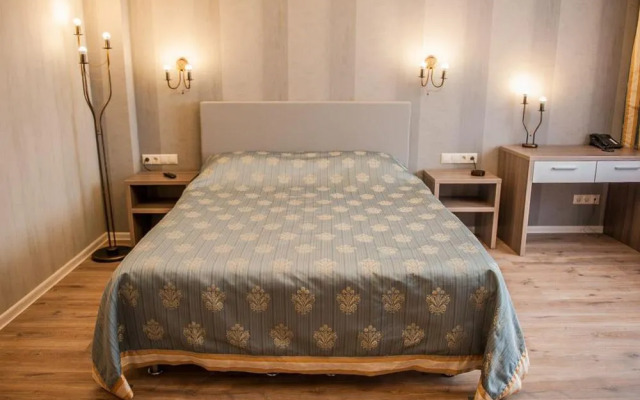 VIP House hotel at Solnechnaya