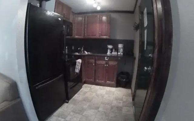 Outpost Motel & Kitchenette Suites