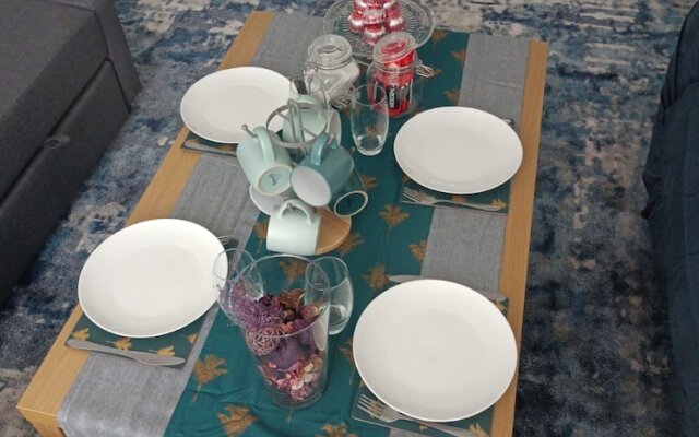 Seaside Haven Coastal Comfort 200m from the Beach