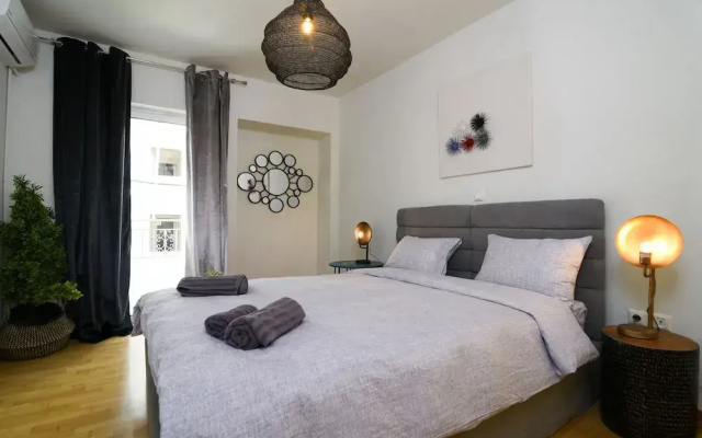 A Diamont of 140 m2 Apt