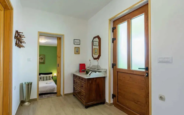 Apartment in Istria With Nature Views