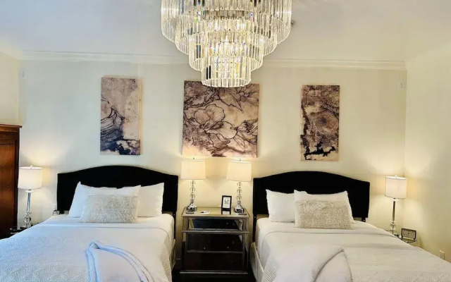 Bespoke Inn Flagstaff