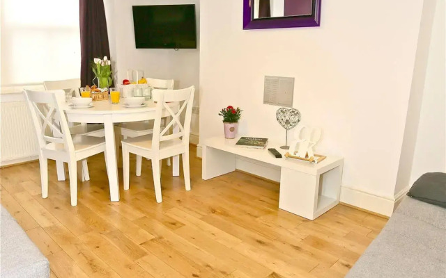 Short Lets in London - Angel