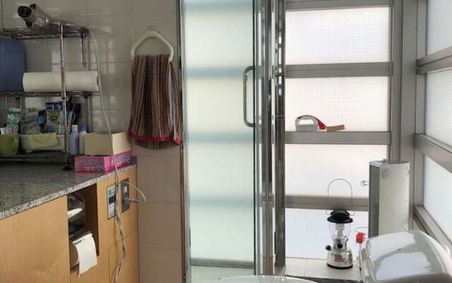 Hotel Adonis - Hostel