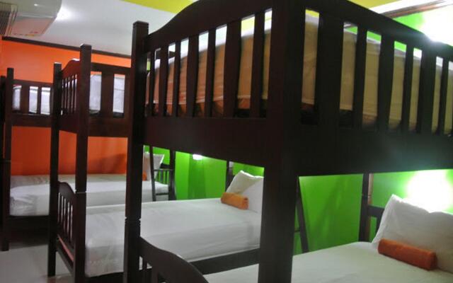 Silla Patong Hostel