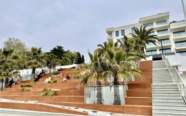 Naberezhnaya Riviera