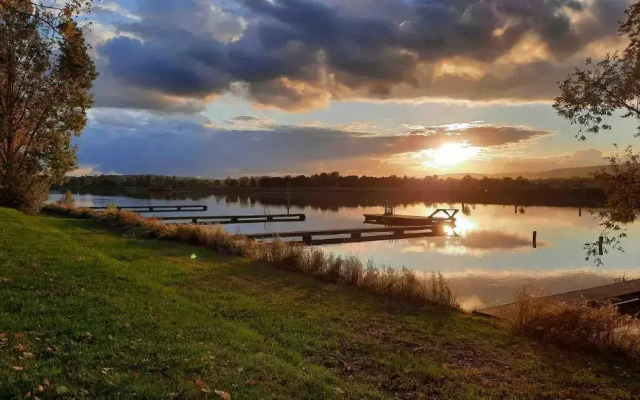 Camping Aux Rives du Soleil