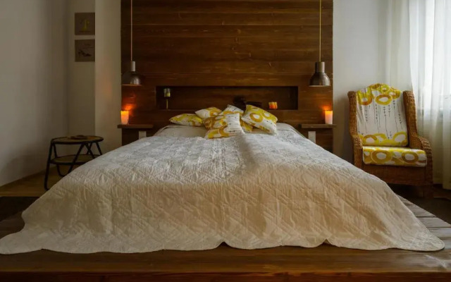 Amber Pearl Apartment