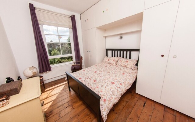 Beautiful Conversion Flat in Fashionable Hackney