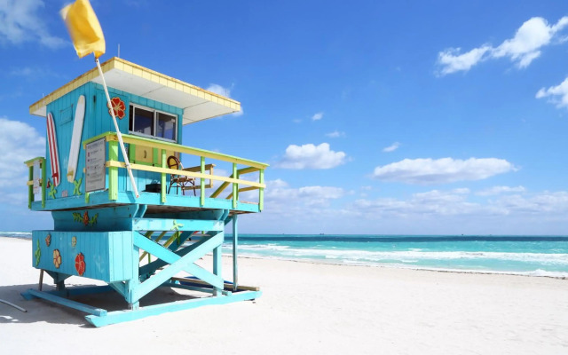 Clevelander Hotel – Adults Only