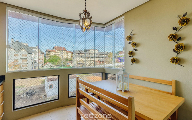 Apto em Canela de frente ao lago dos patos CBL307