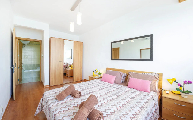 Spinola Bay Apartment by Getaways Malta