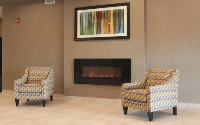 Meridian Inn & Suites Lloydminster