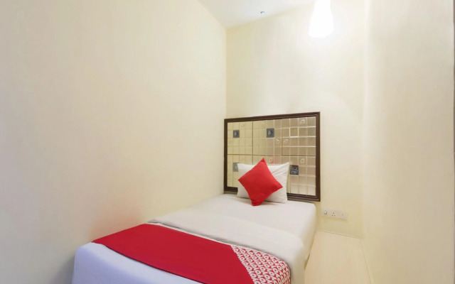 OYO 90894 Hotel Smc I-city