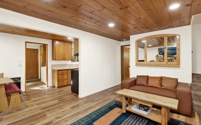 Highland Oaks Retreat #2492