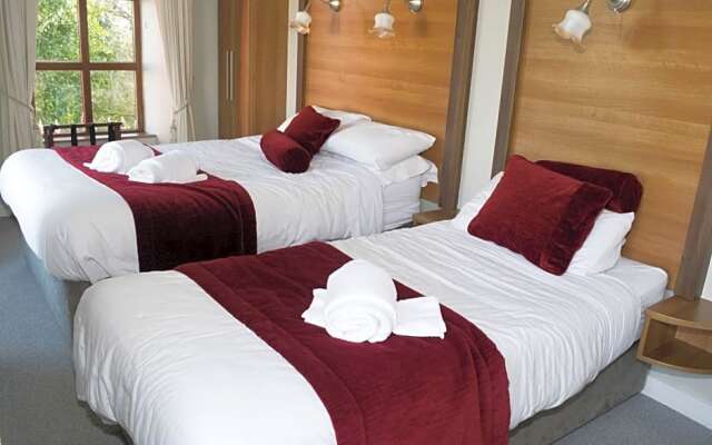 Ravine Hotel
