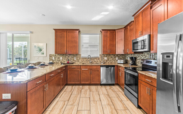 1546MVD00, Davenport , US