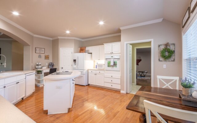 Reel Simple 4 Bedrooms 2 Bathrooms Home