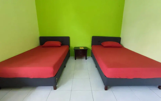 Villa Rose Gunung Bunder by Ruang Nyaman