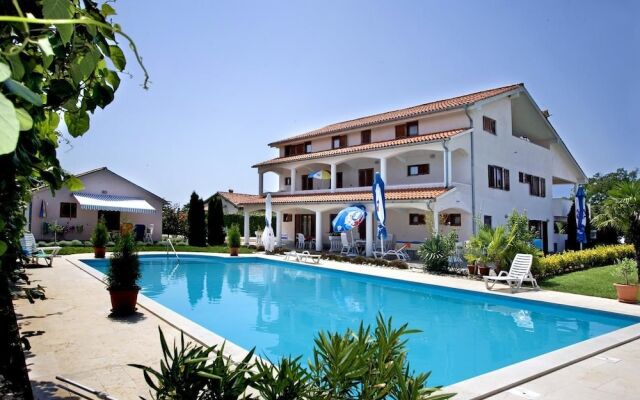 Apartments Anastazija