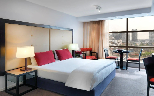 Brady Apartment Hotel Flinders Street