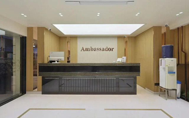 Hotel Ambassador