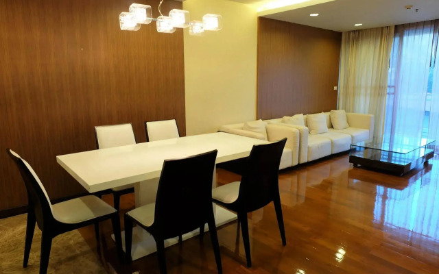 Double Trees Residence