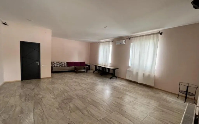 Laguna House next to Pool at Bazaleti Lake